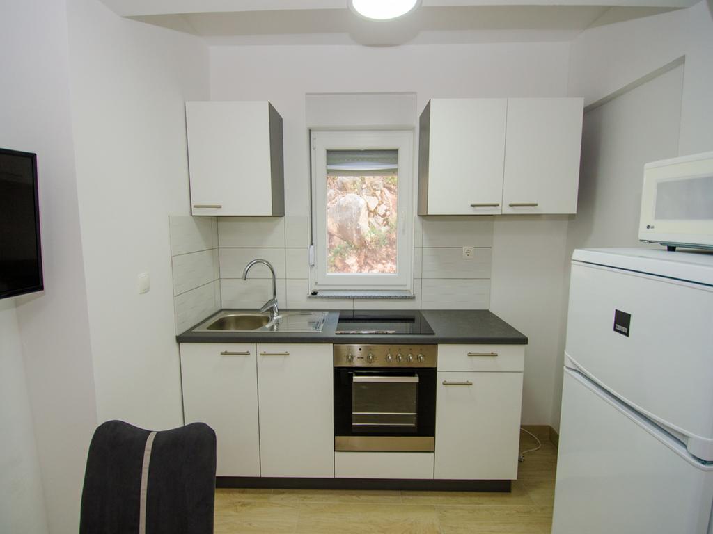 Apartments Vesela Janjina Экстерьер фото