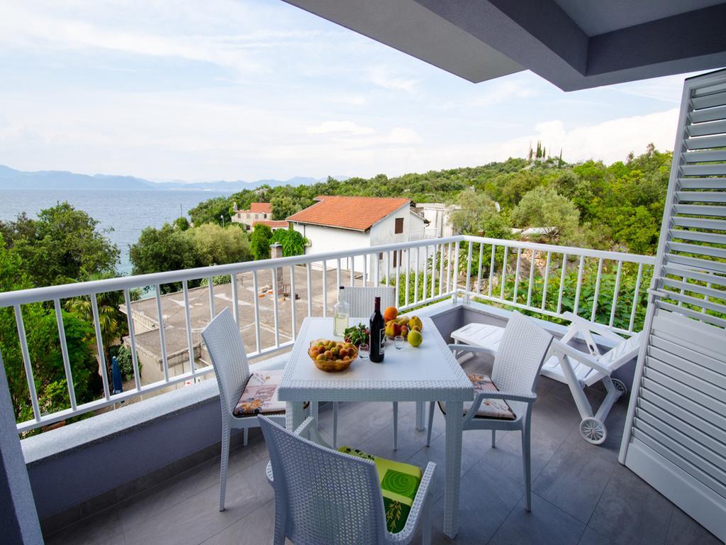Apartments Vesela Janjina Экстерьер фото